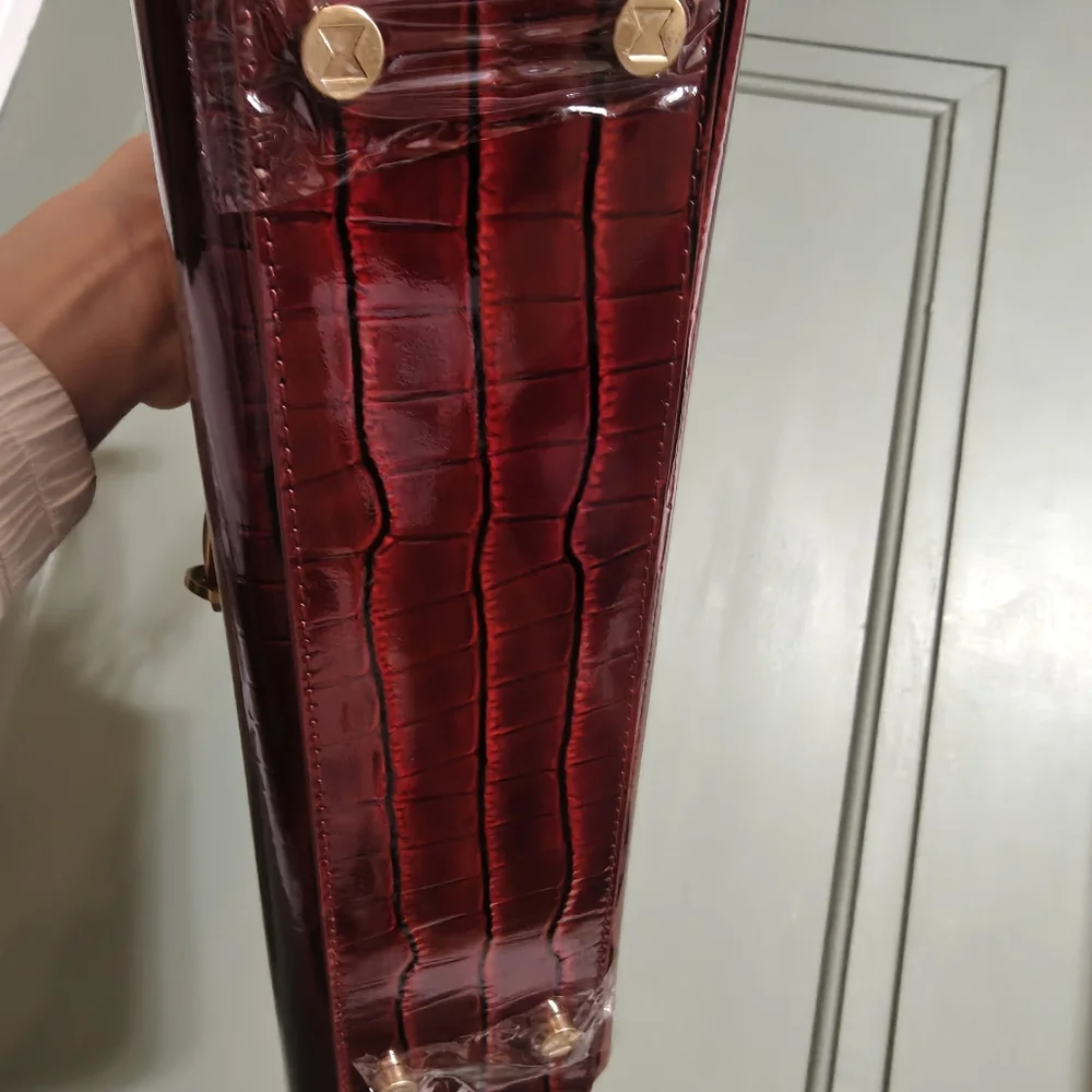 Mac Duggal Croc Crossbody Handbag New - Picture 9 of 12